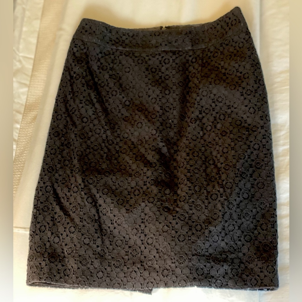 Banana Republic - Black Lace Pencil Skirt - Size 0